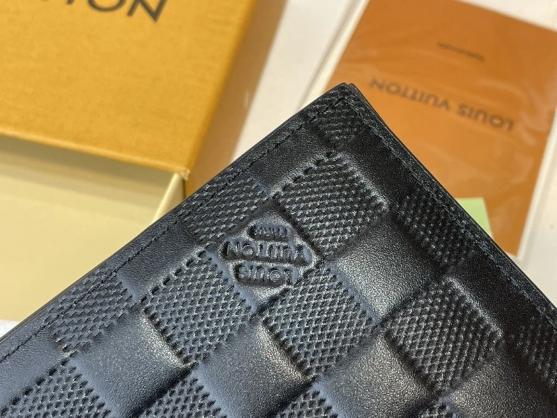 LX Wallets Sophisticated 5058