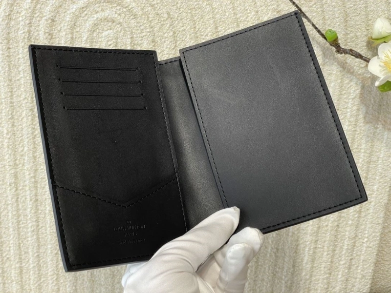 LX Wallets Sophisticated 5058