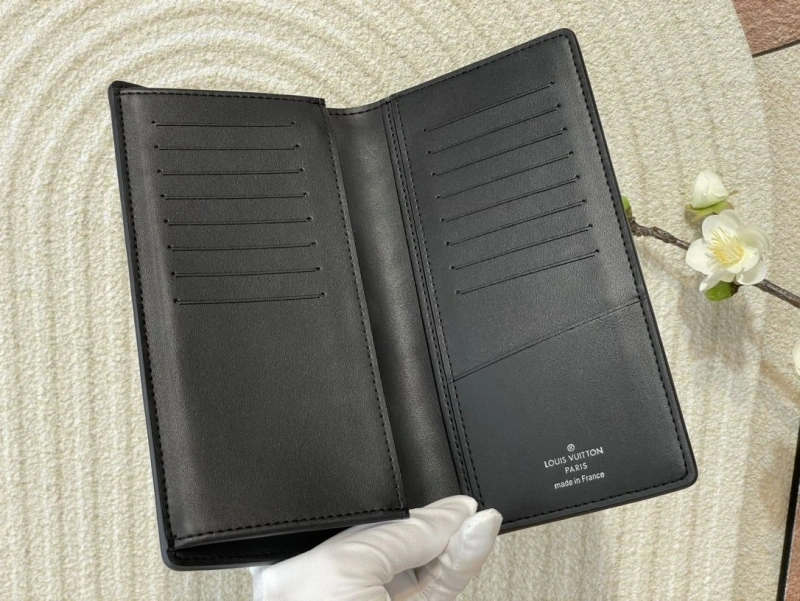 Soft LX Wallets 5088