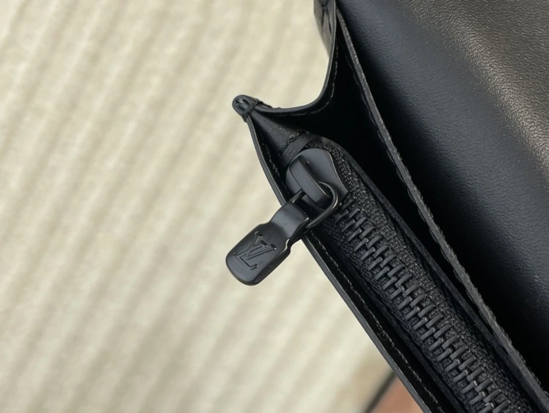 Soft LX Wallets 5088