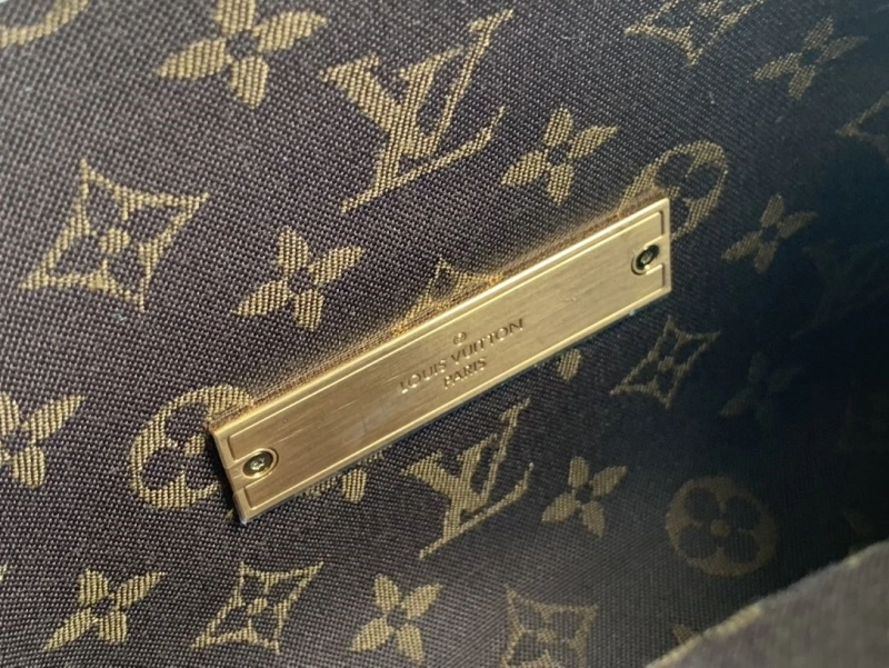 Durable LX Satchel Bags 5318