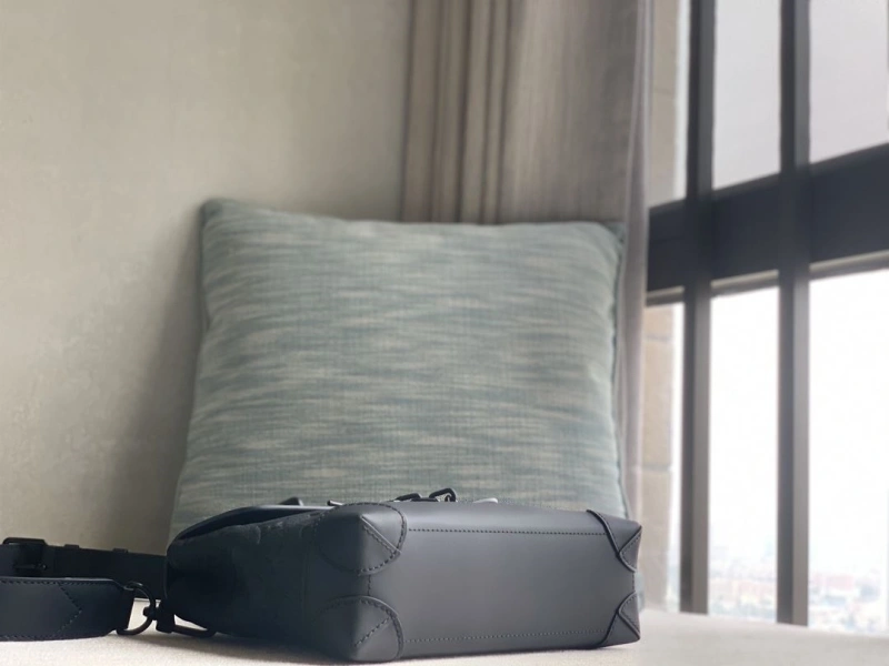 LX Top Handle Bags Modern 5188