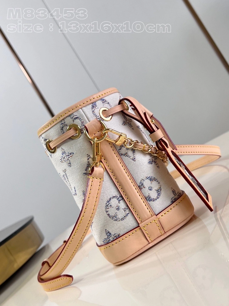WellDesigned LX Bucket Bags 5527