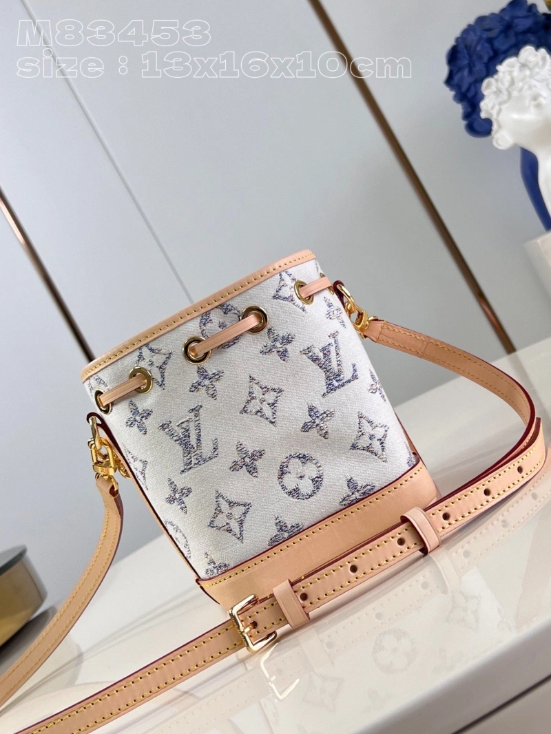 WellDesigned LX Bucket Bags 5527