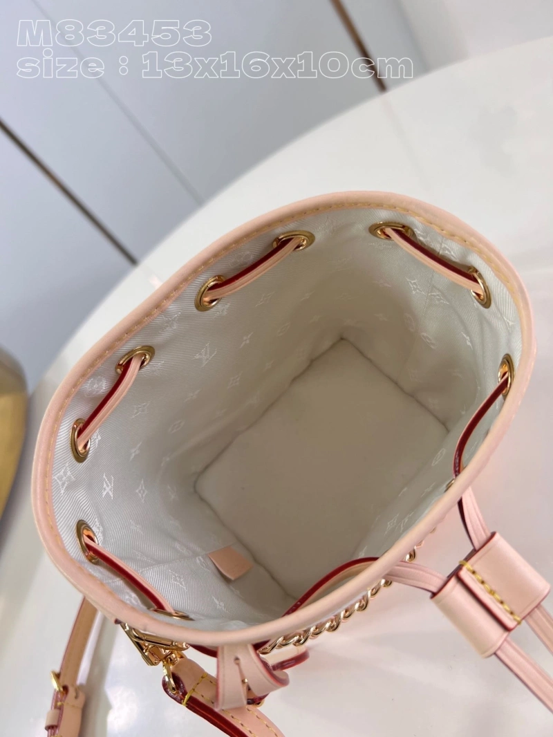 WellDesigned LX Bucket Bags 5527