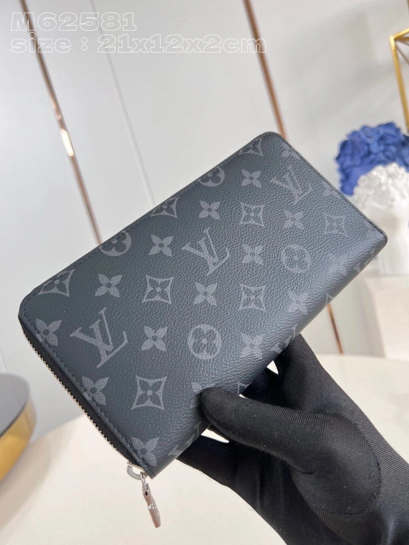 Refined LX Wallets 5025