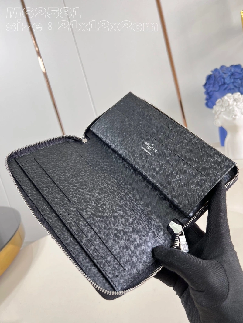 Refined LX Wallets 5025