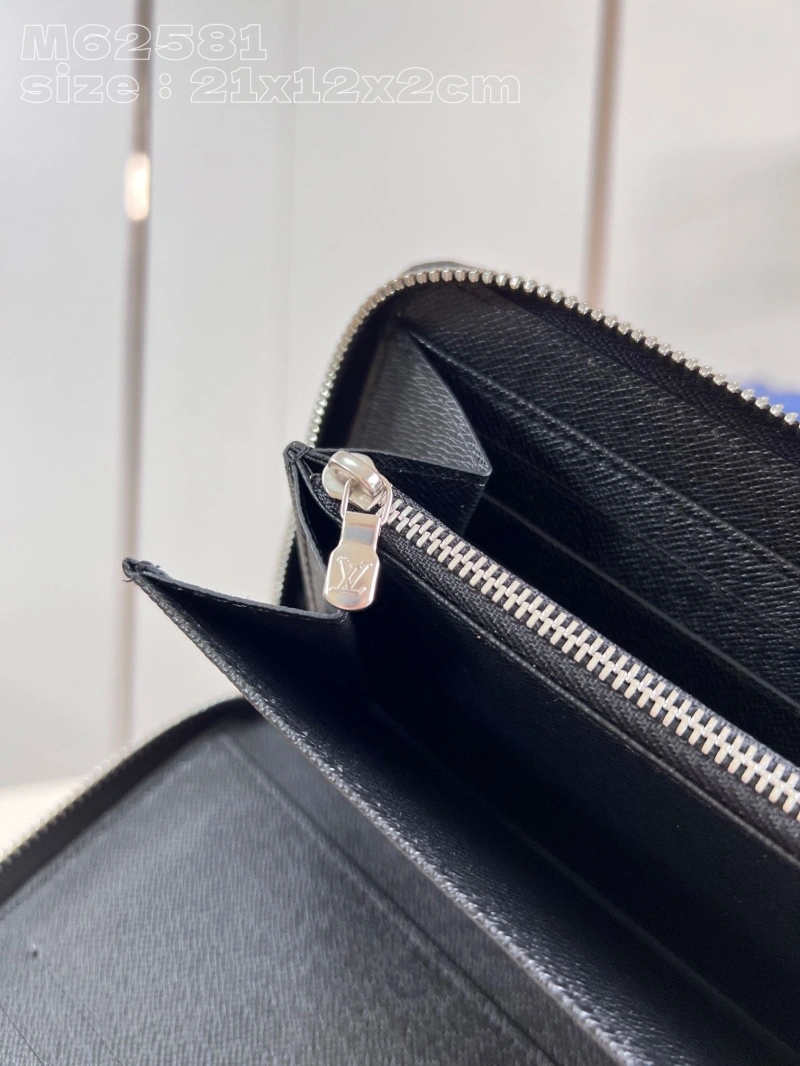 Refined LX Wallets 5025