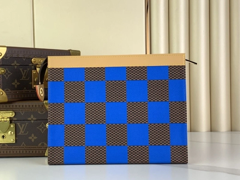 LX Clutch Bags StreetReady 3981