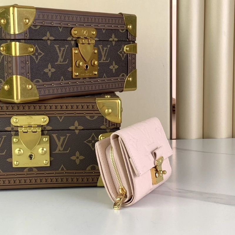 Practical LX Wallets 3643