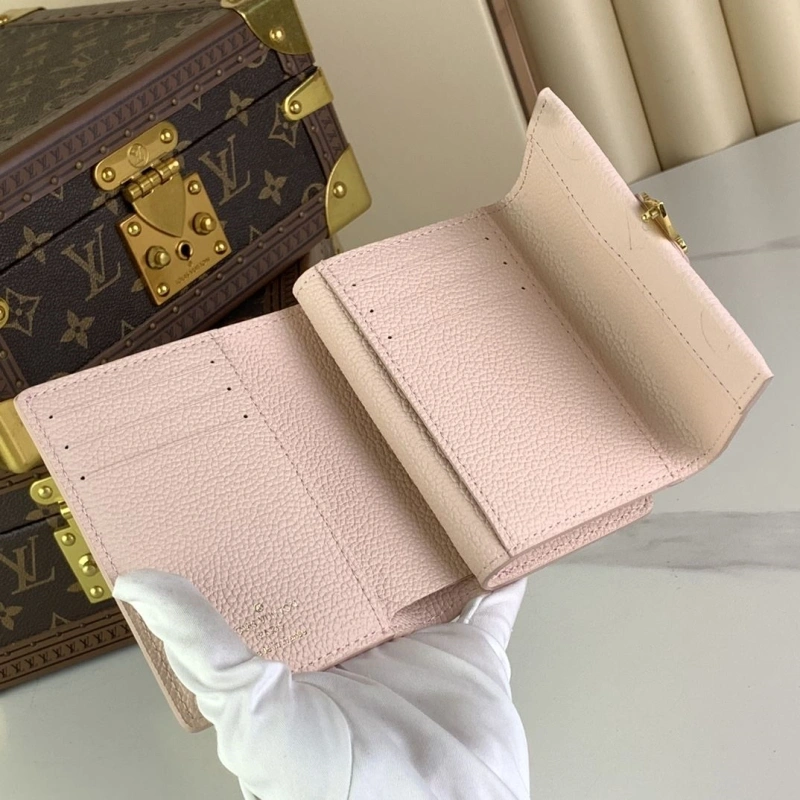 Practical LX Wallets 3643