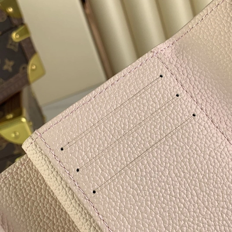 Practical LX Wallets 3643