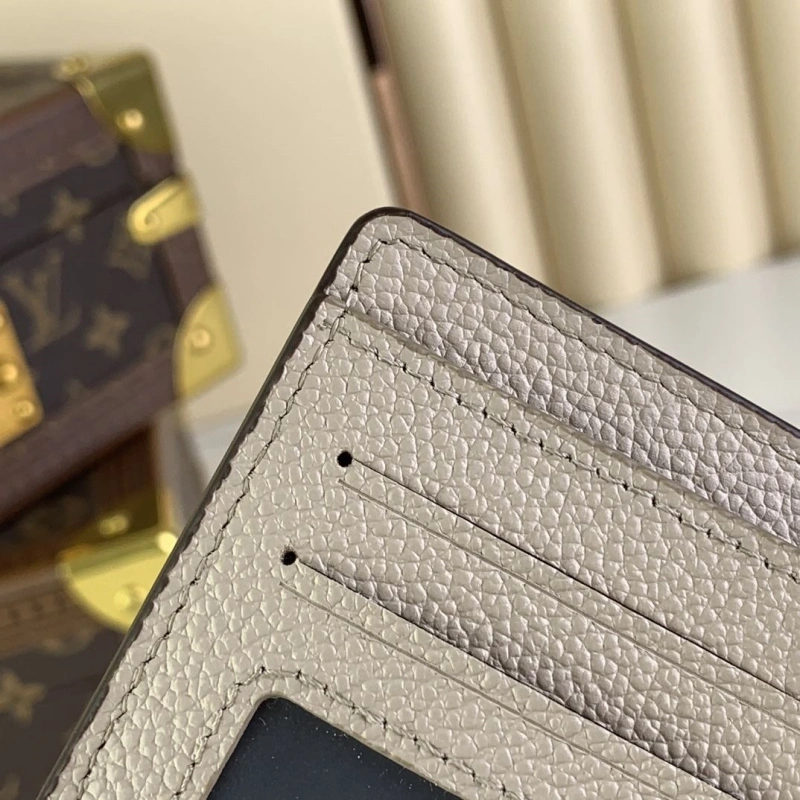 Resilient LX Wallets 3639
