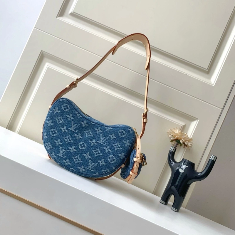 Versatile LX Top Handle Bags 3715
