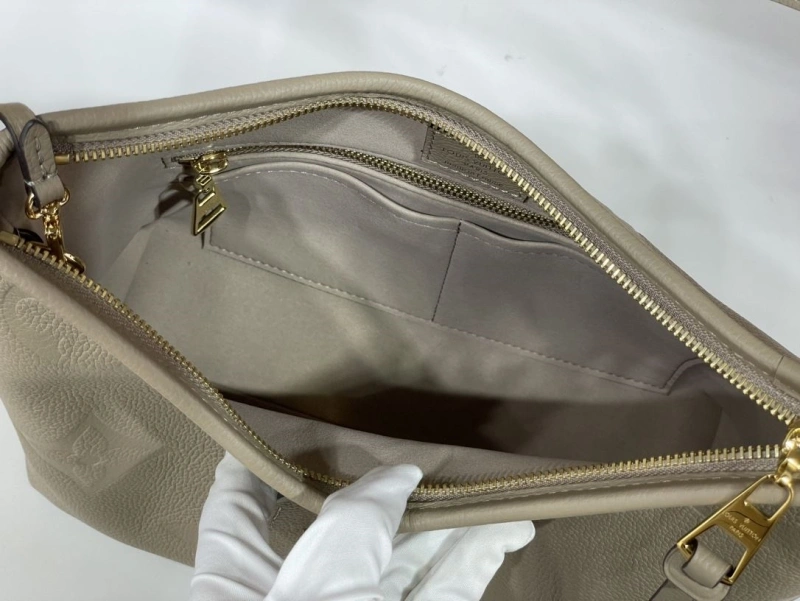 Practical LX Top Handle Bags 3748