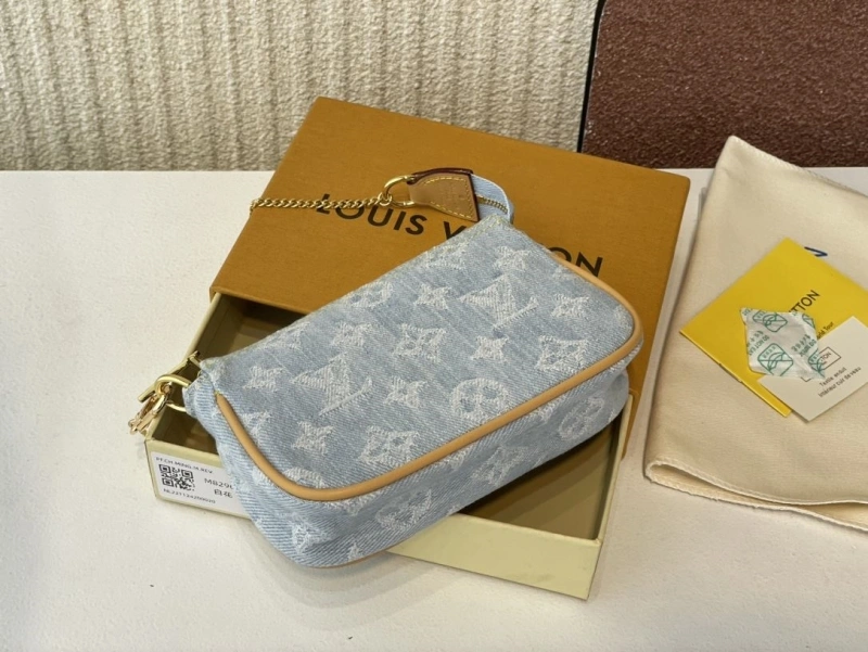 Resilient LX Wallets 3635