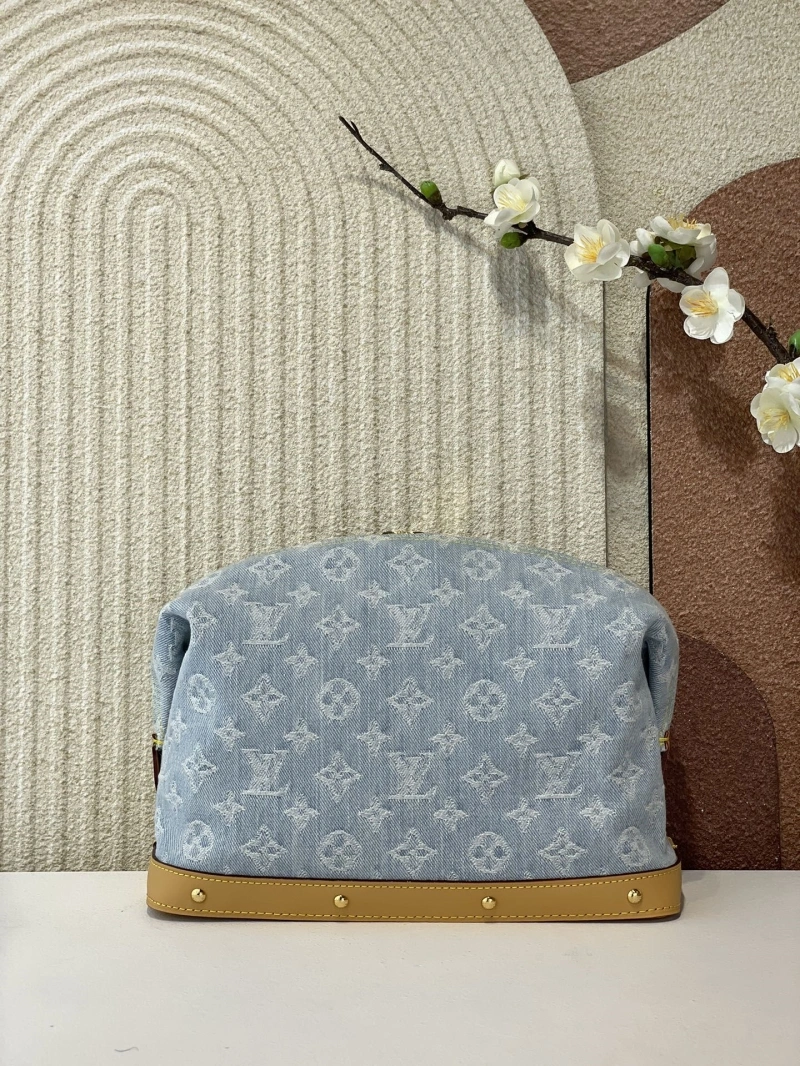 Breathable LX Clutch Bags 3976