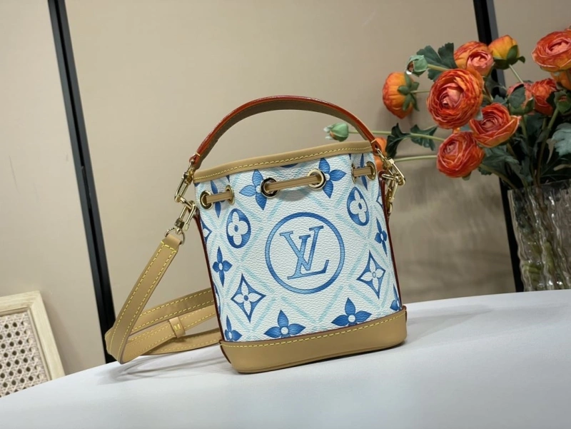 DailyWear LX Bucket Bags 4068