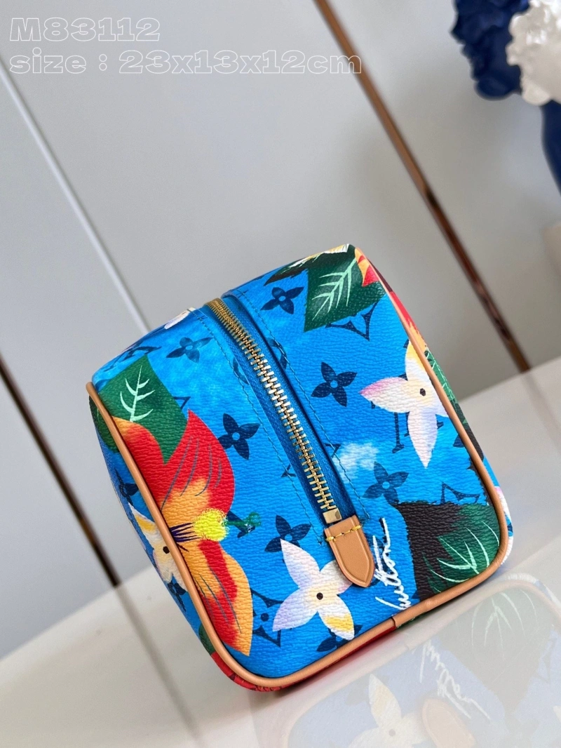 Versatile LX Cosmetic Bags 3965