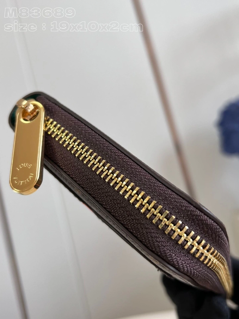 Affordable LX Wallets 3589