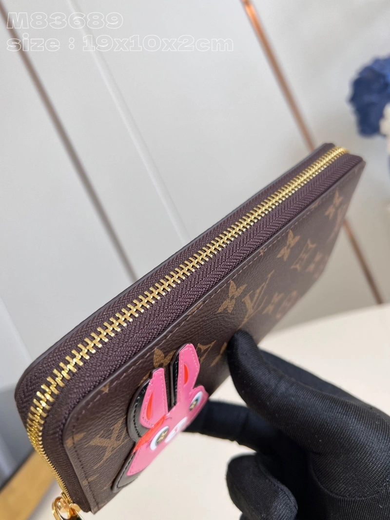 Affordable LX Wallets 3589