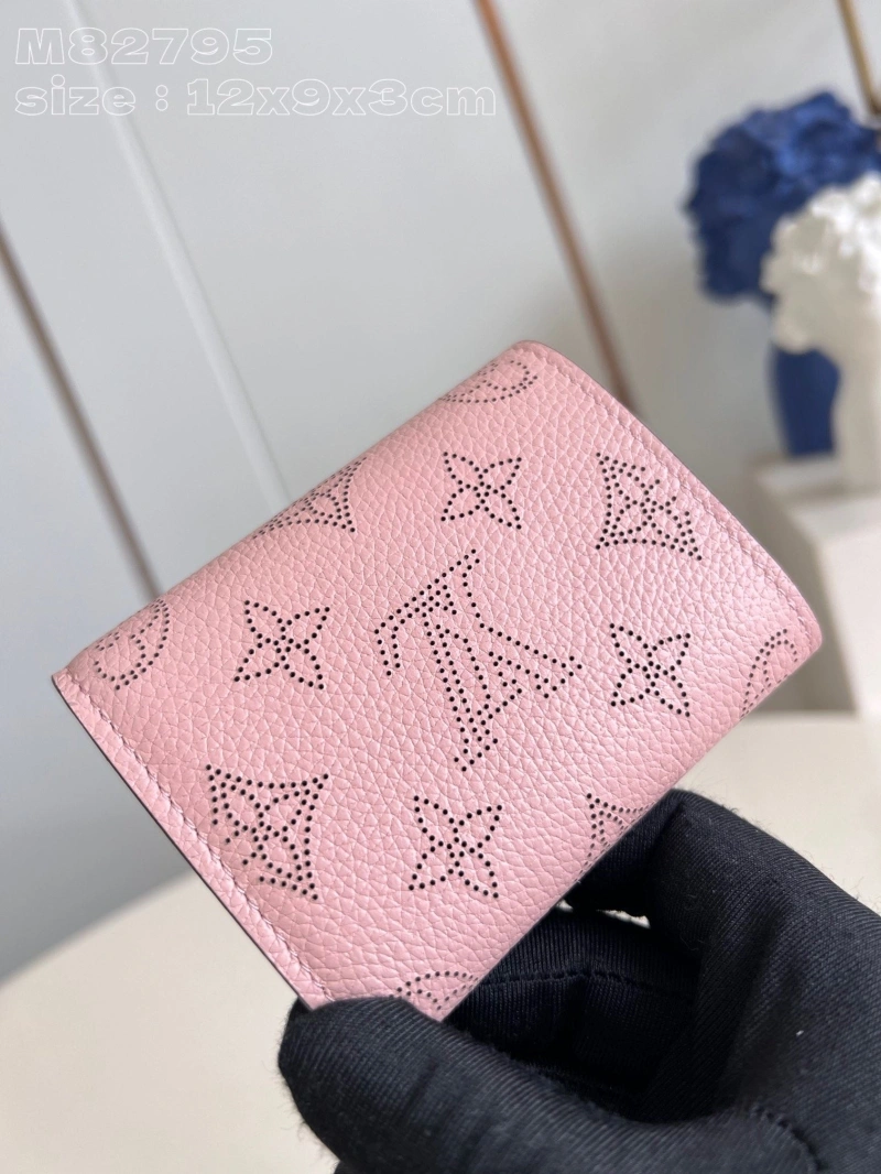 Versatile LX Wallets 3548