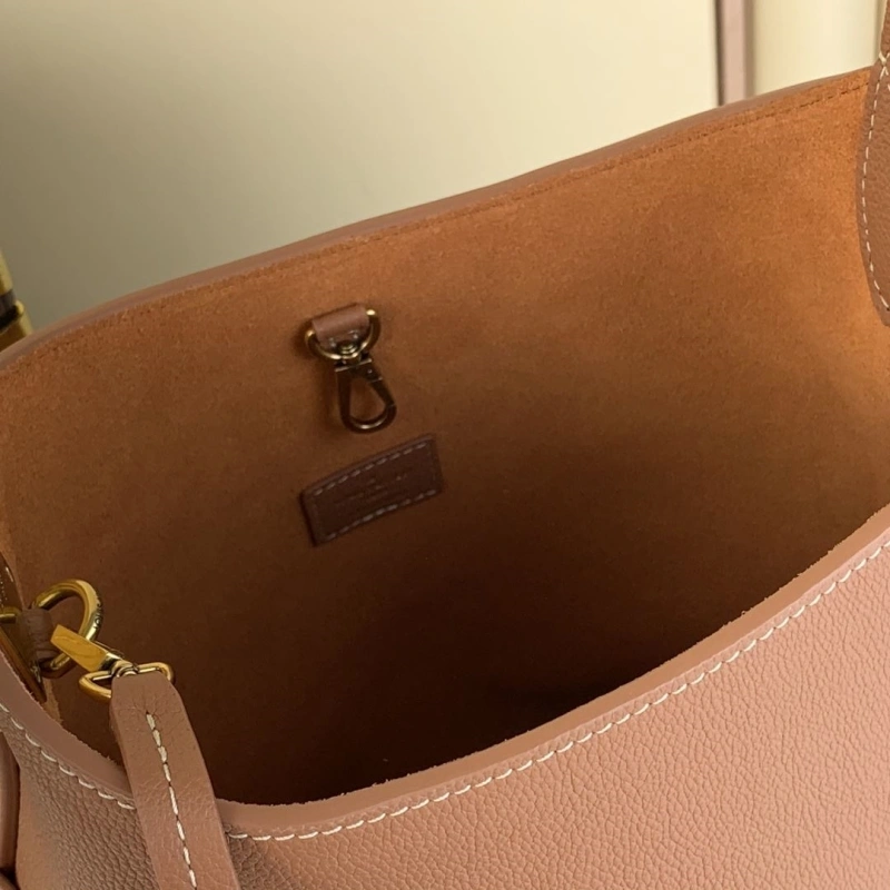 Popular LX Top Handle Bags 3690