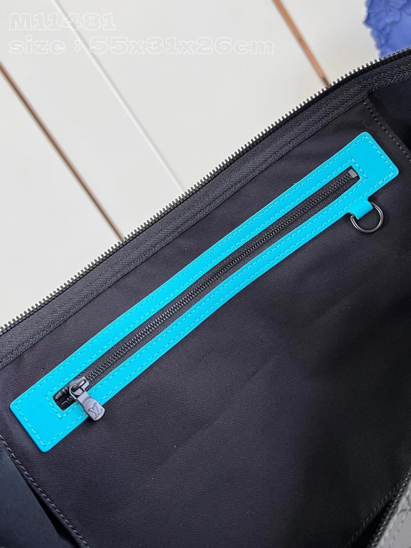Sleek LX Travel Bags 3700