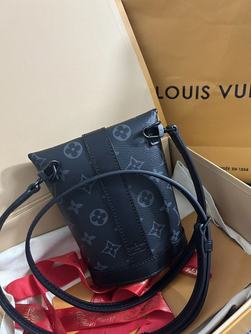 Elegant LX Bucket Bags 4045