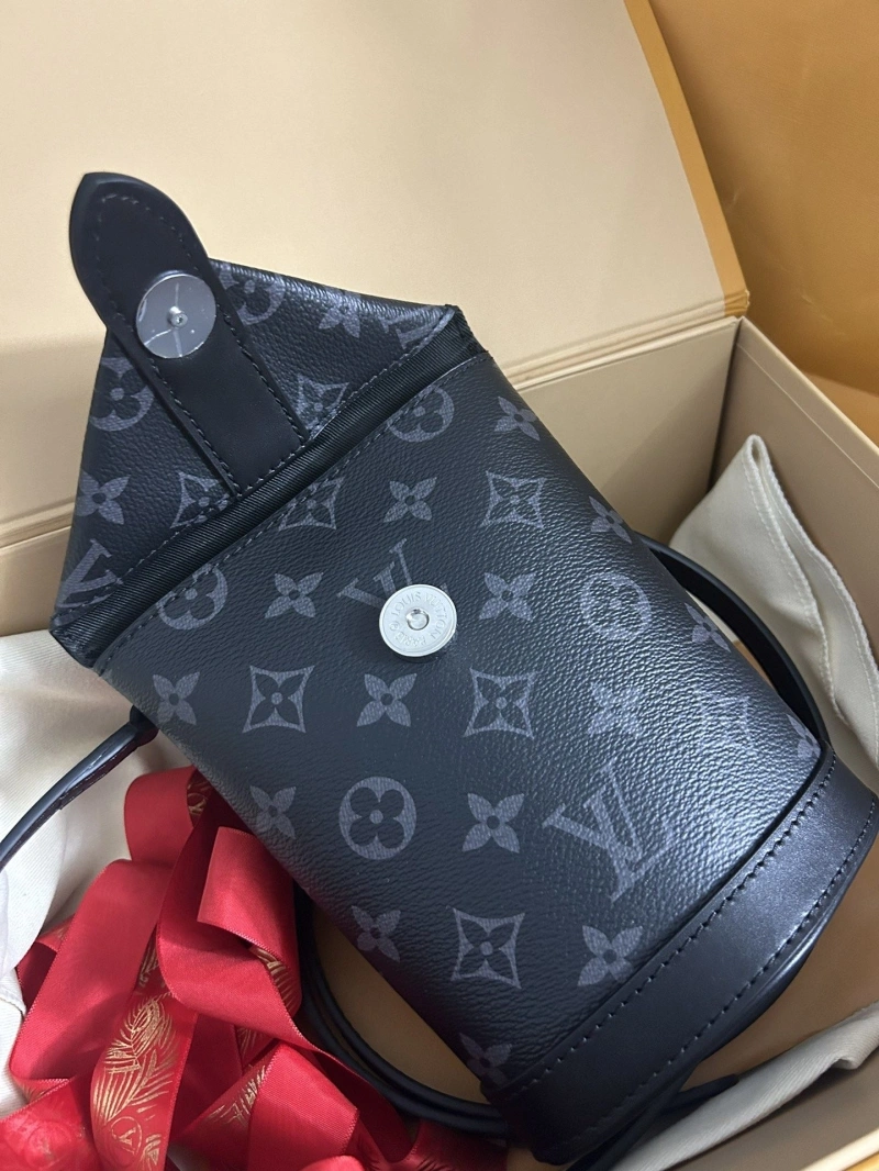 Elegant LX Bucket Bags 4045