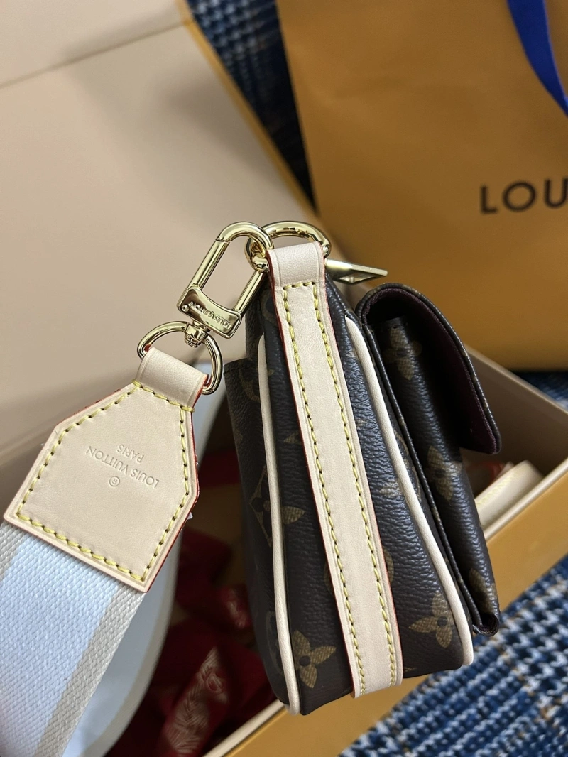 LX Satchel Bags Resilient 3849