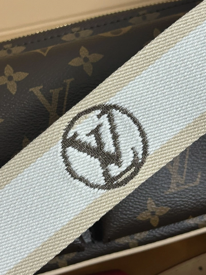 LX Satchel Bags Resilient 3849