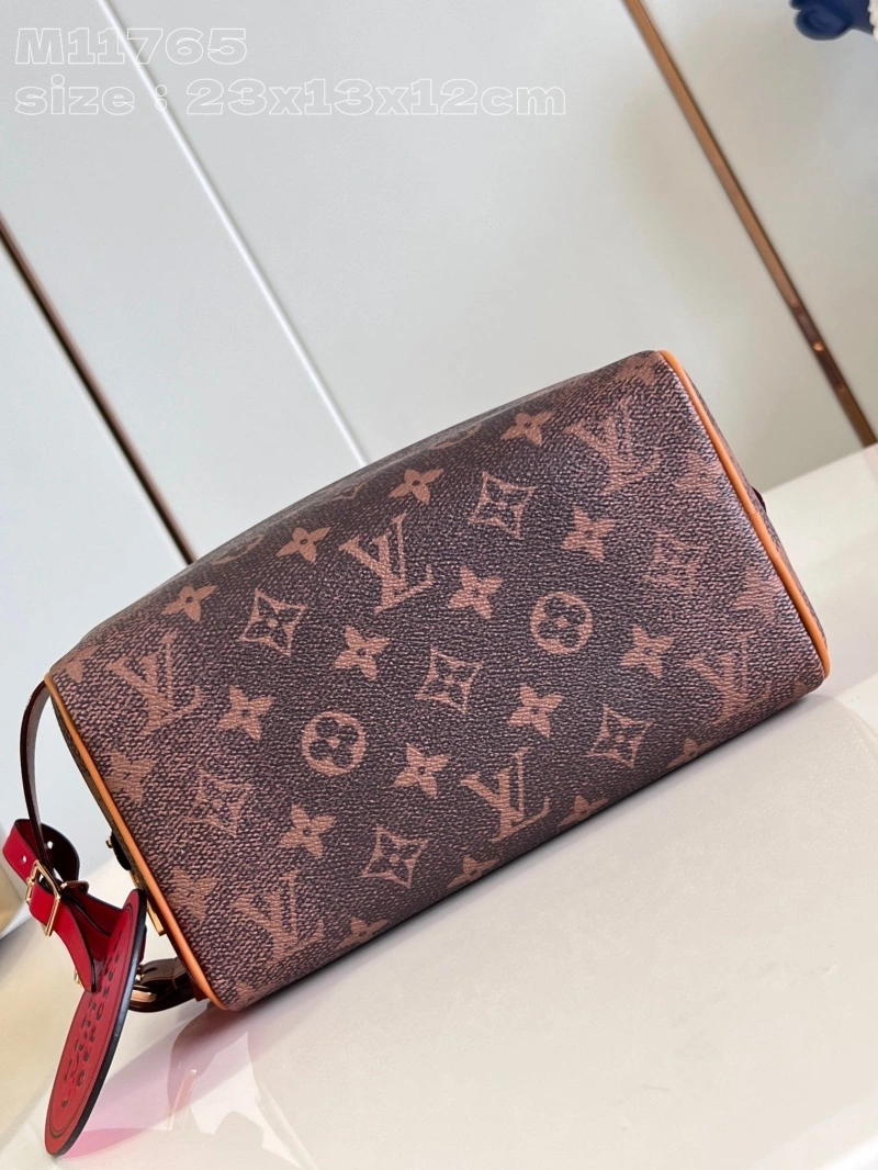 Lightweight LX Cosmetic Bags 3939