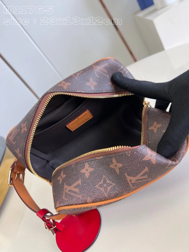 Lightweight LX Cosmetic Bags 3939