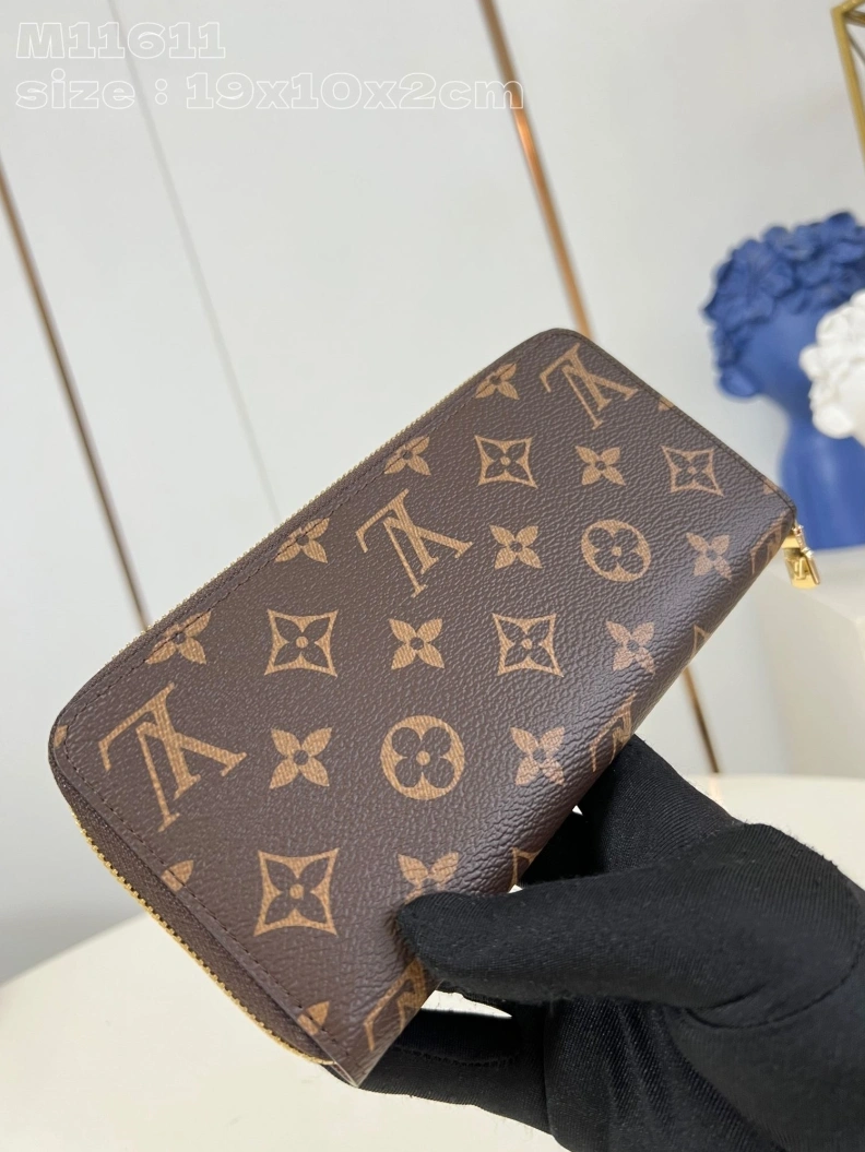 Practical LX Wallets 30