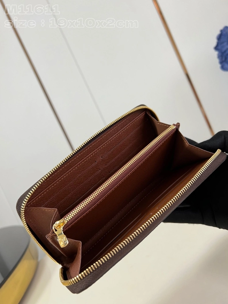 Practical LX Wallets 30