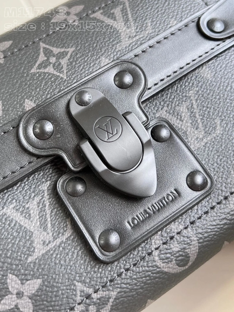 Trendsetting LX Satchel Bags 3826