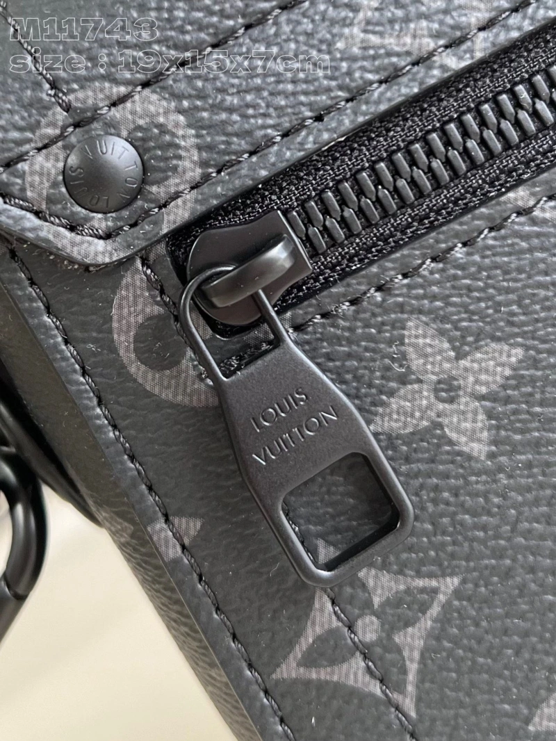 Trendsetting LX Satchel Bags 3826