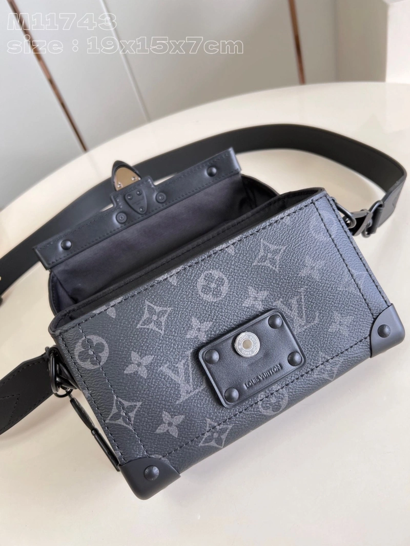 Trendsetting LX Satchel Bags 3826
