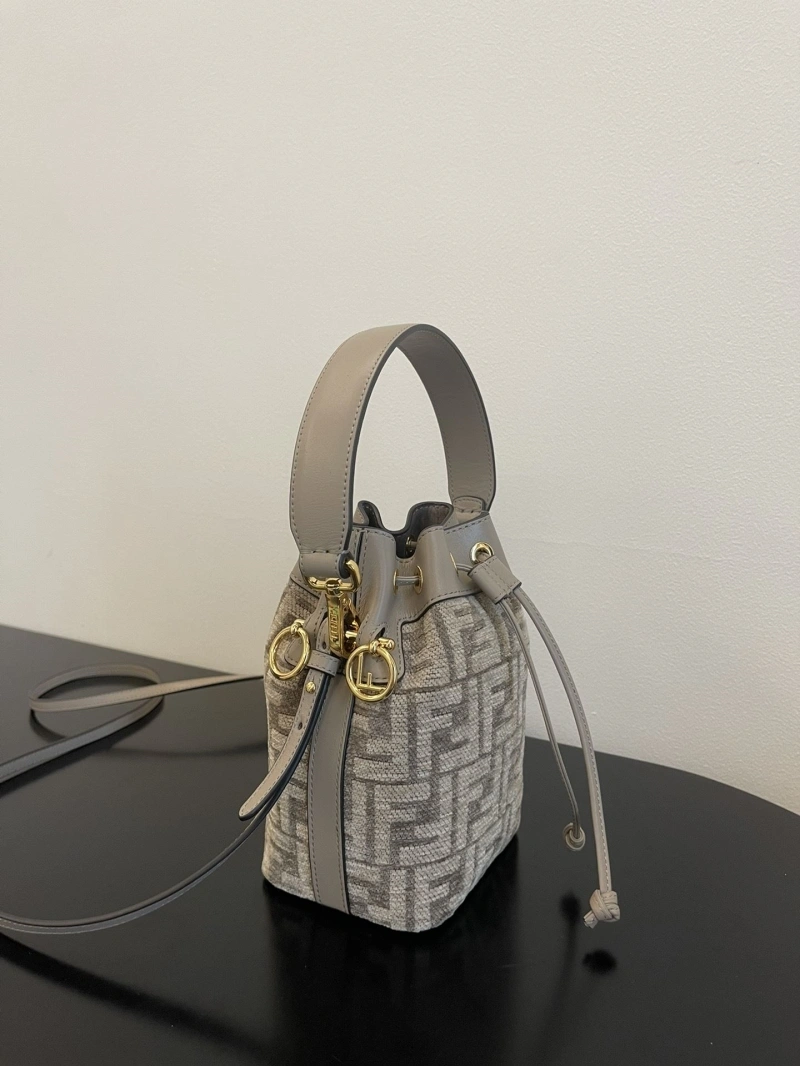 Practical Fxndx Bucket Bags 69000