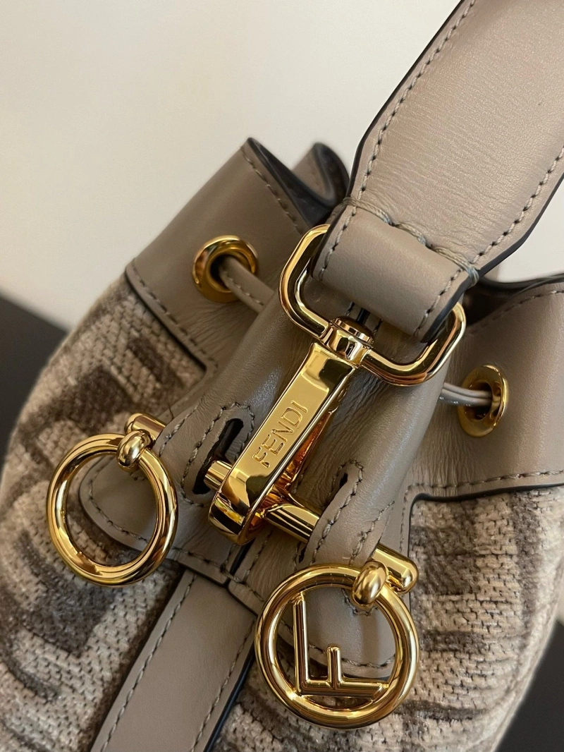 Practical Fxndx Bucket Bags 69000