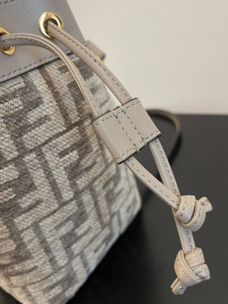 Practical Fxndx Bucket Bags 69000