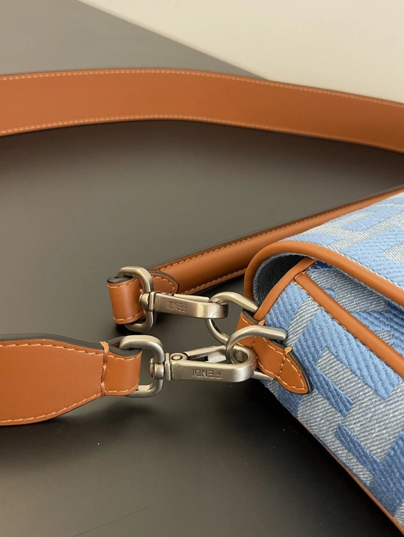 Versatile Fxndx Baguette Bags 69025