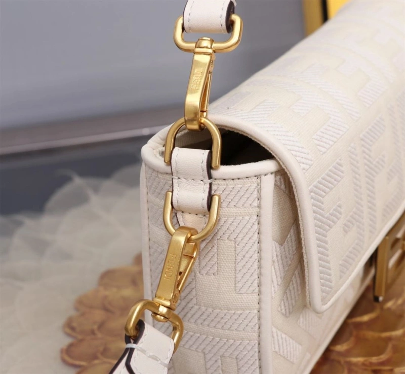Efficient Fxndx Baguette Bags 69040