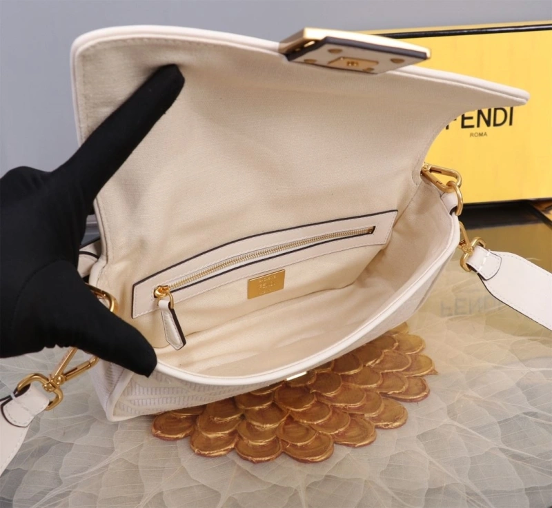 Efficient Fxndx Baguette Bags 69040