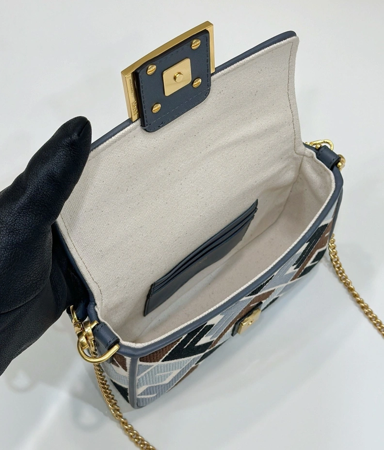 AllSeason Fxndx Baguette Bags 68667
