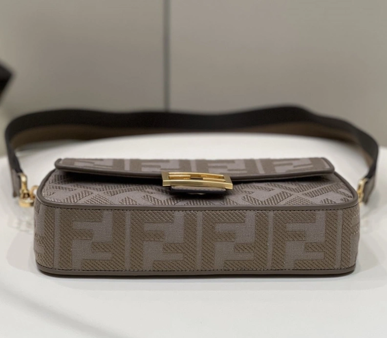 Fashionable Fxndx Baguette Bags 68642
