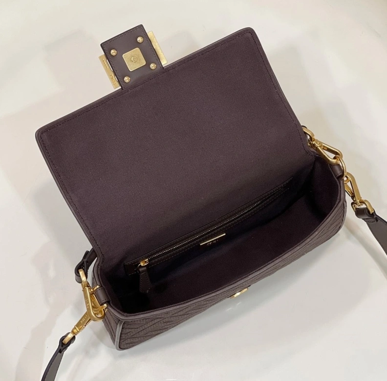 Bold Fxndx Baguette Bags 68640