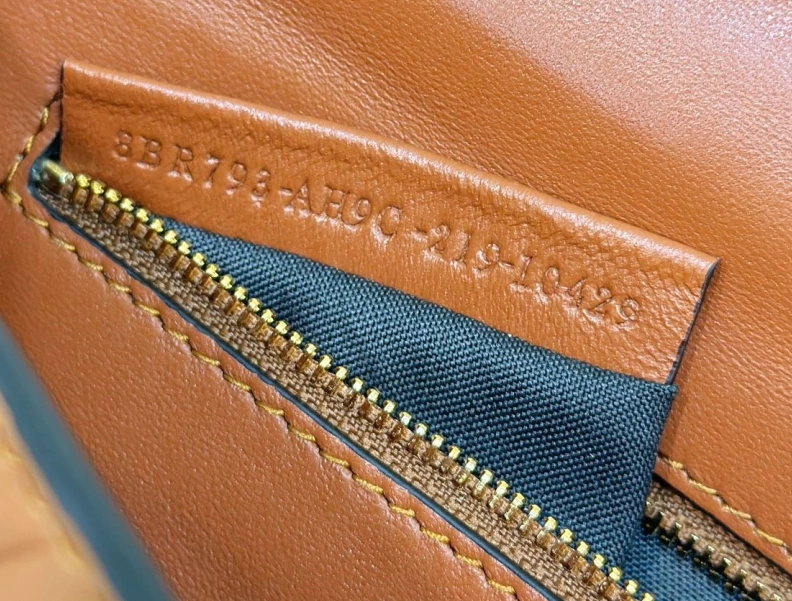 Minimalist Fxndx Baguette Bags 68591