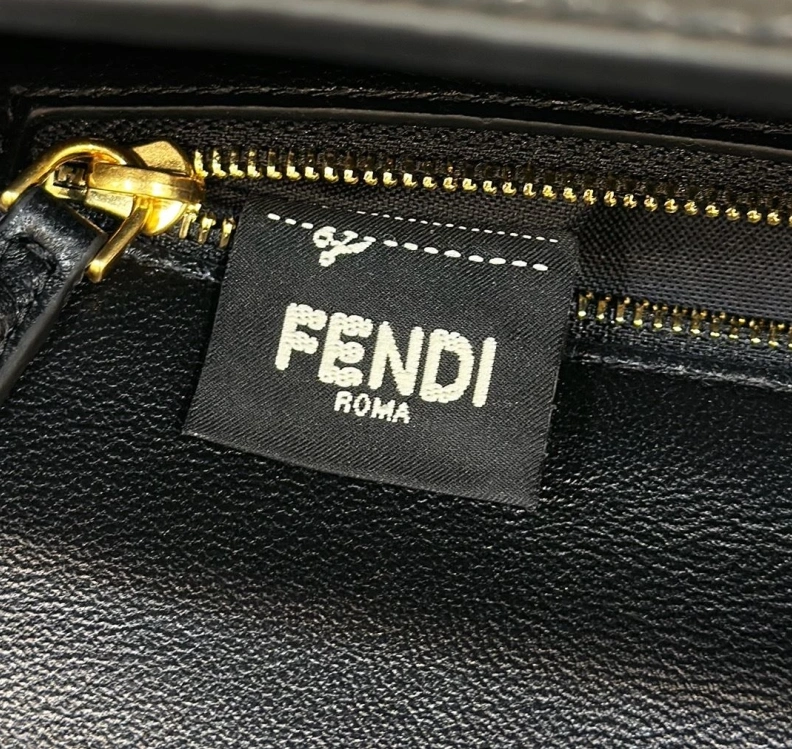 Vibrant Fxndx Baguette Bags 68594